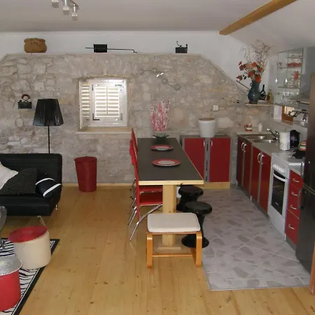 Mladenka